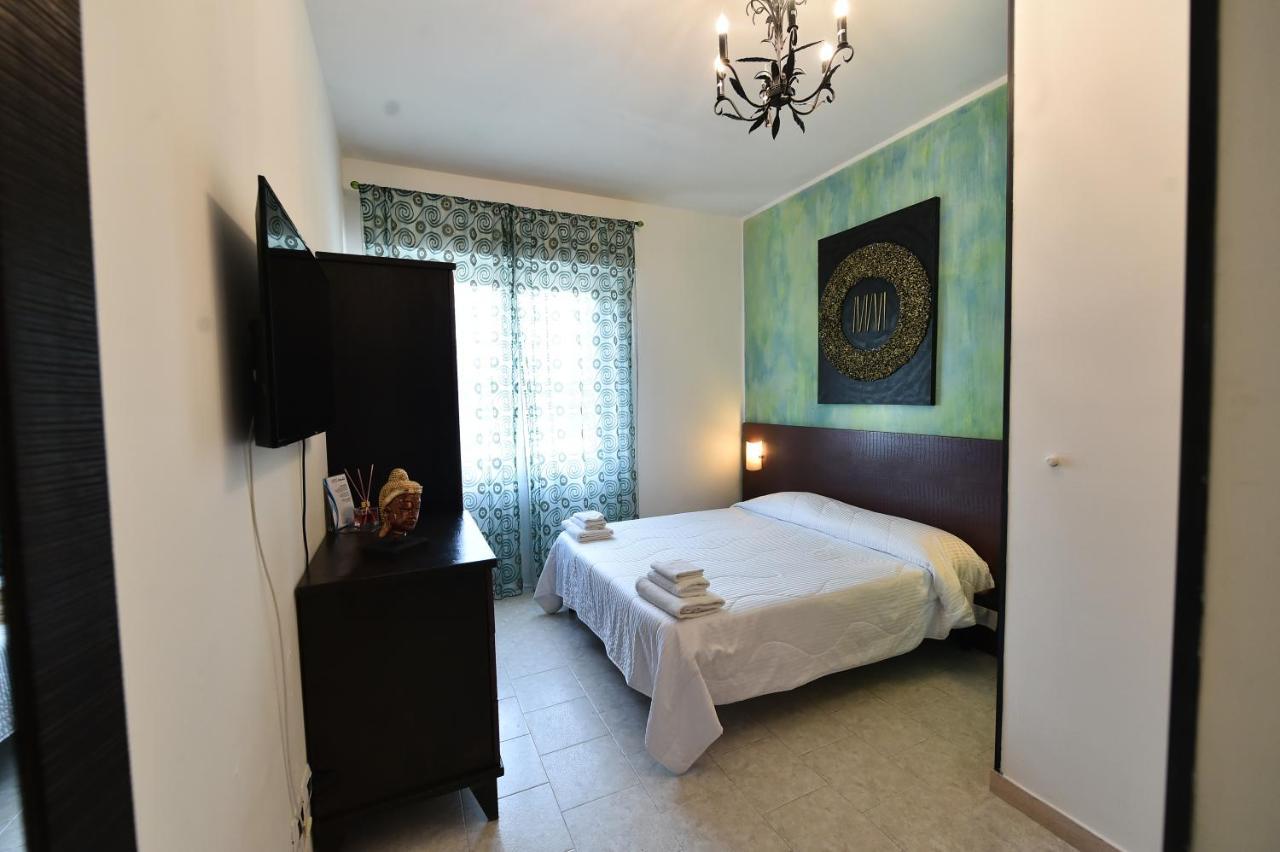Hotel Okinawa Rimini Esterno foto