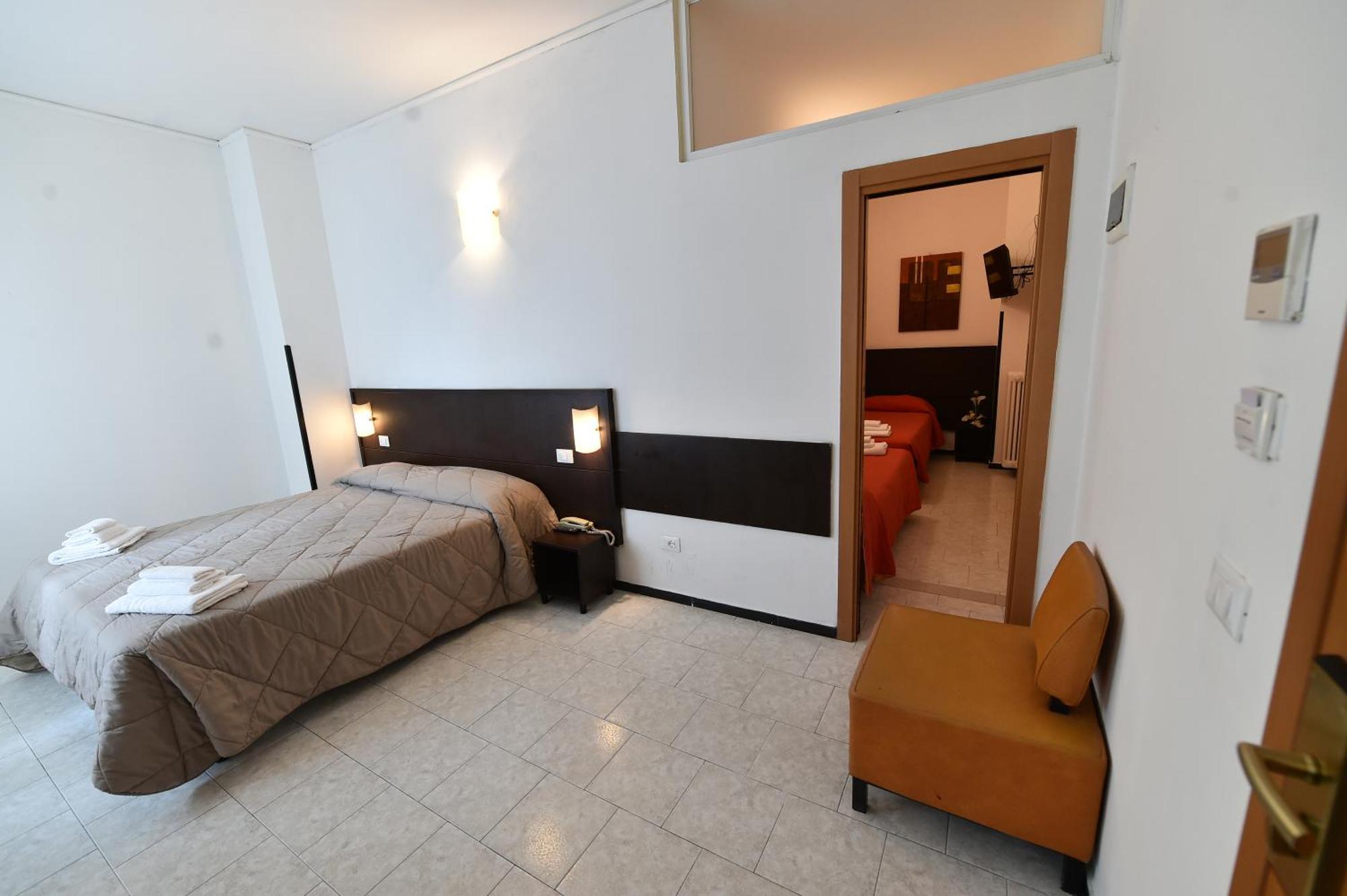 Hotel Okinawa Rimini Esterno foto