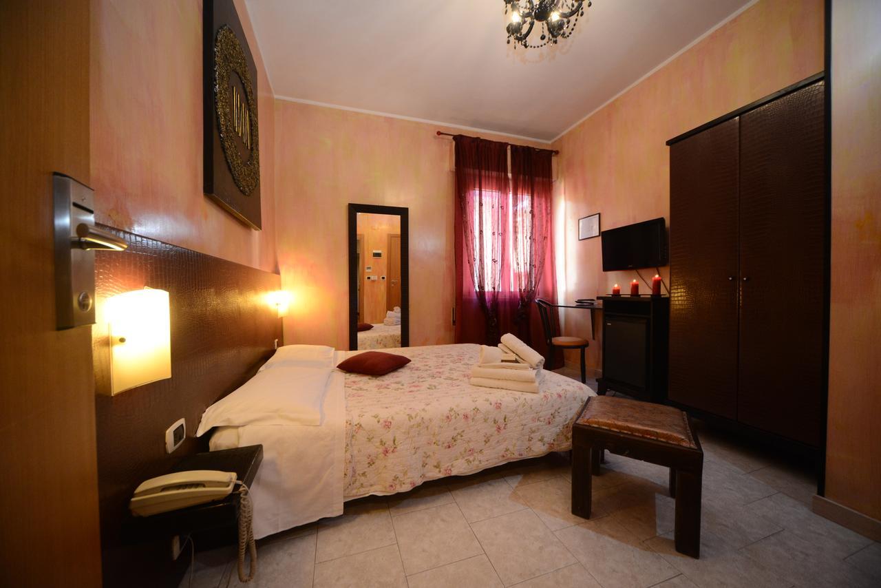 Hotel Okinawa Rimini Esterno foto